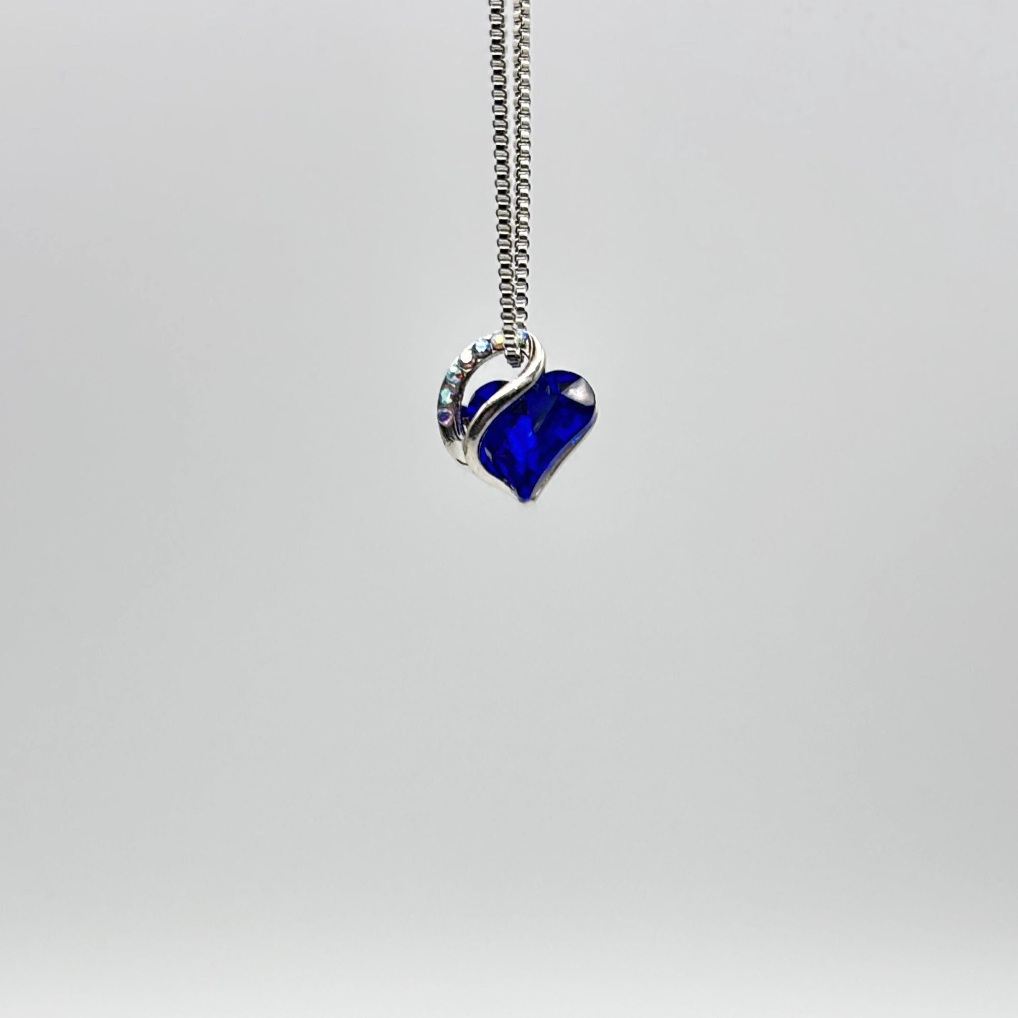 Royale Heart Necklace