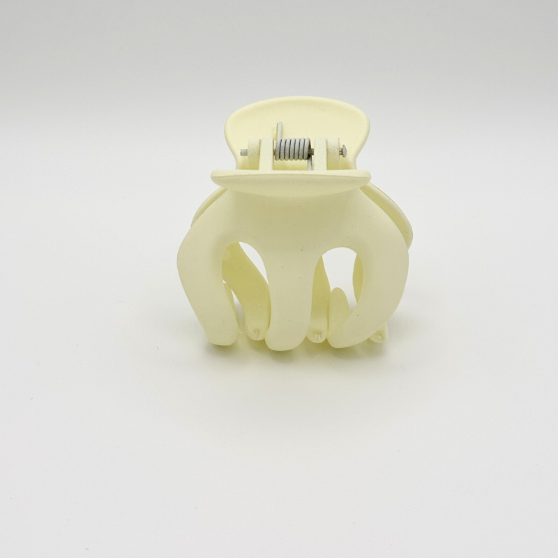 Soft Curve Claw Clip